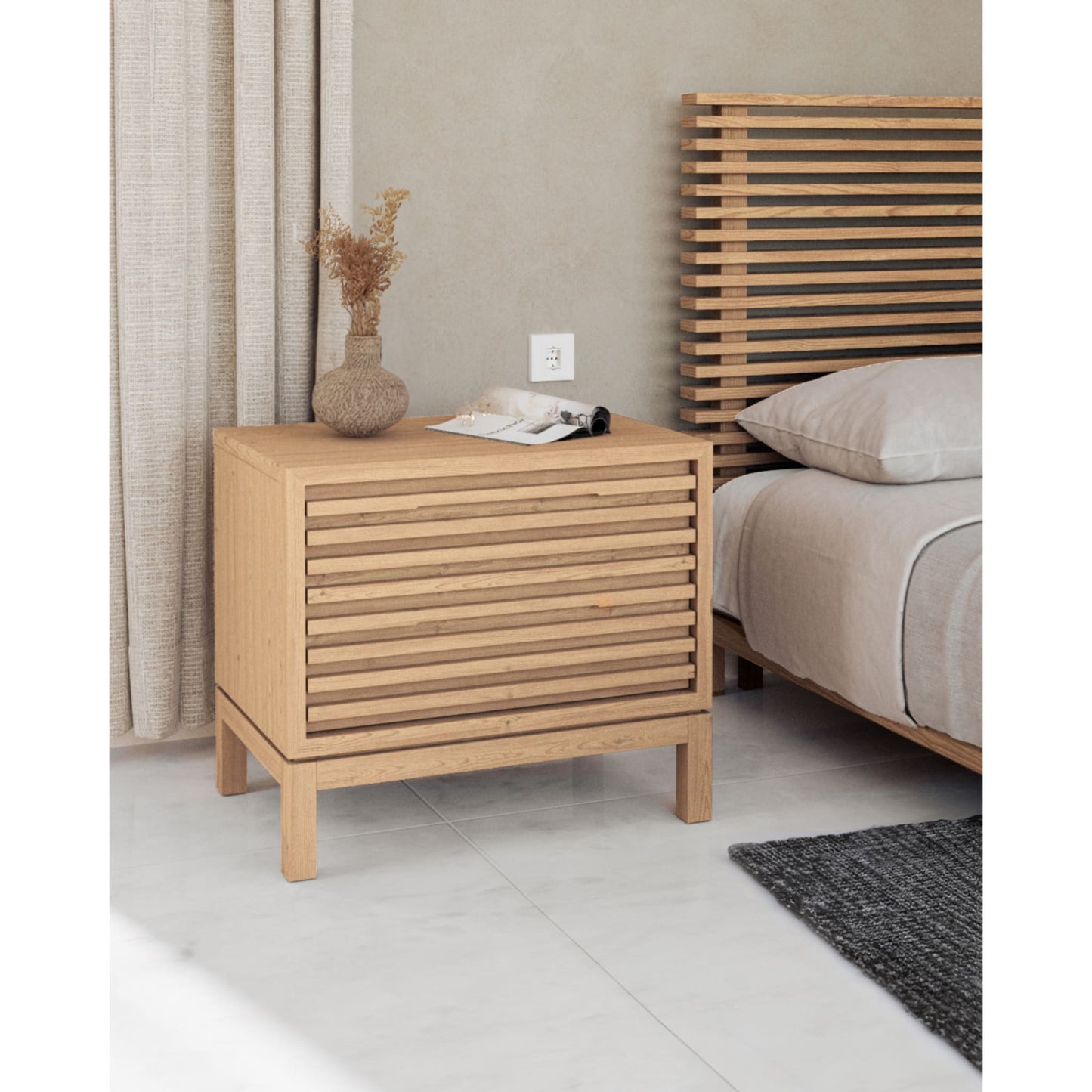Comodino in legno di frassino a due cassetti Tanner in lino